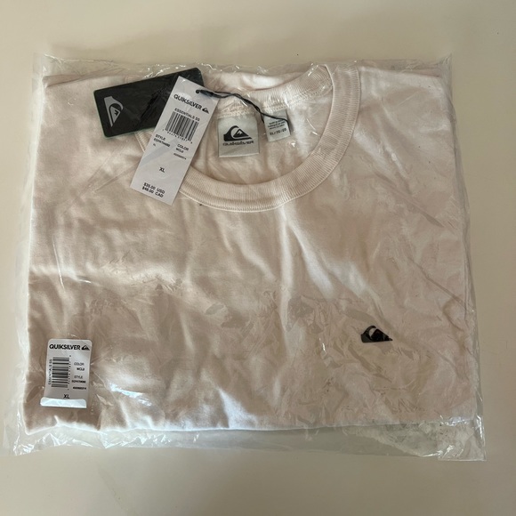 NWT Quiksilver Essentials Short Sleeve T-Shirt - Picture 5 of 5